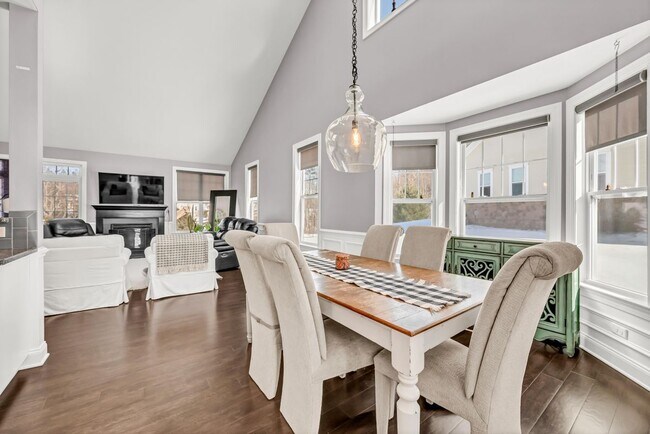 Foto del edificio - 8 Highridge Rd