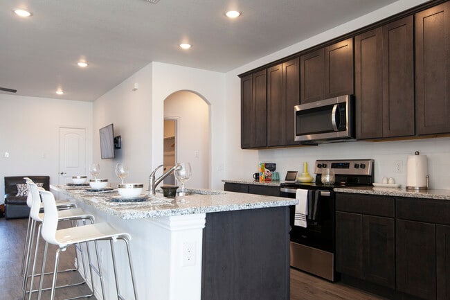 Foto del edificio - 1458 Streamside Dr