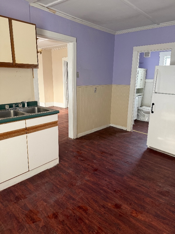 Building Photo - 12 Pine St