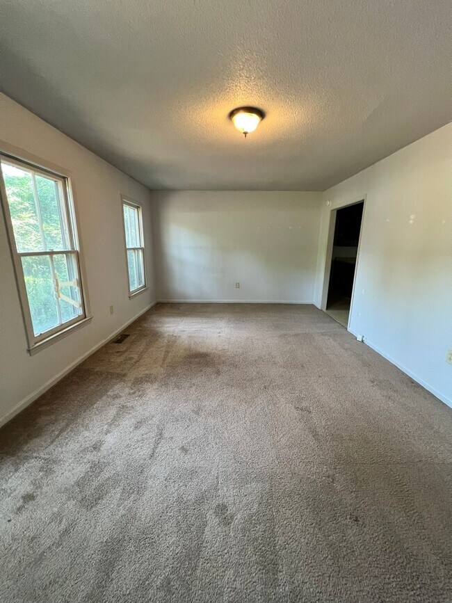 Foto del edificio - 3BD/ 2BA W Fredericks Street