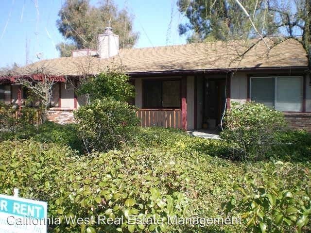 Primary Photo - 7905 Curbaril Ave