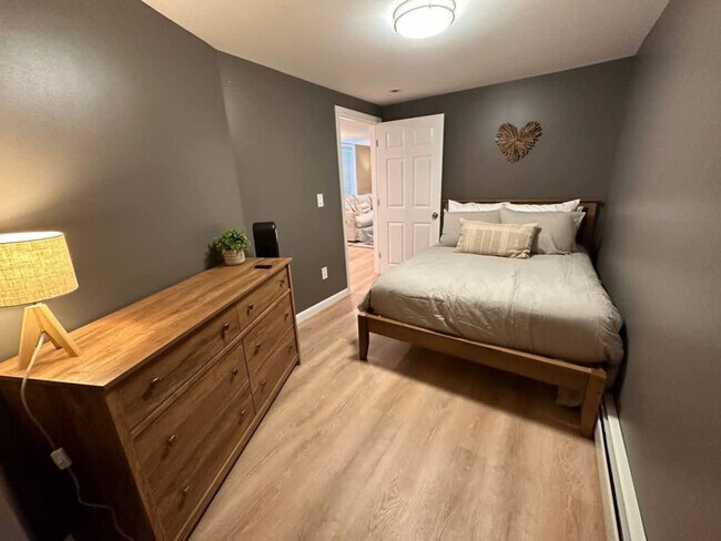 Foto del edificio - 301 Portsmouth Ave