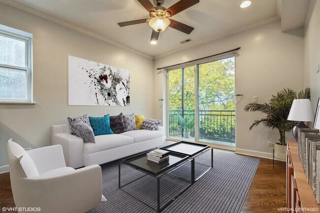 Foto del edificio - 3713 N Kenneth Ave