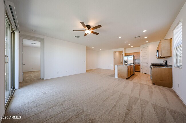 Building Photo - 25286 N 172nd Ln