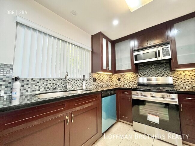 Foto del edificio - 1055 S Shenandoah St