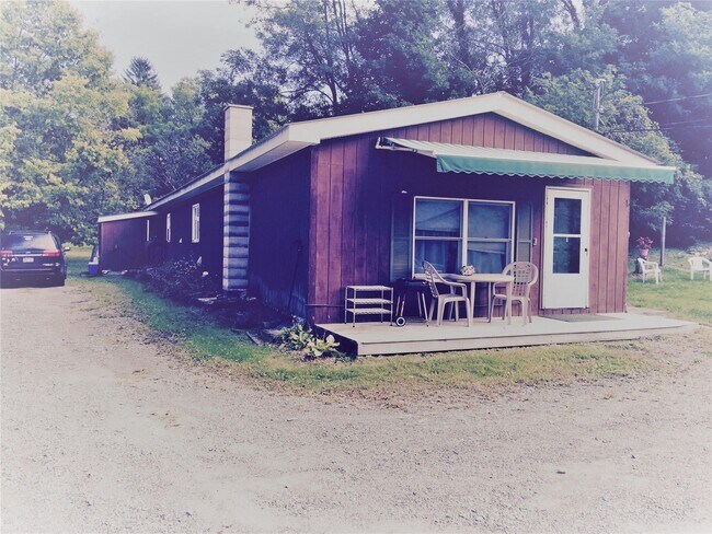 Foto del edificio - 8068 Albany Post Rd
