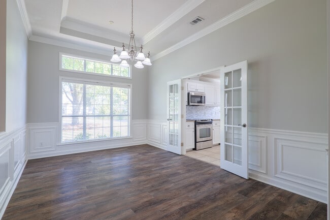 Building Photo - 4246 Netherfield Ln