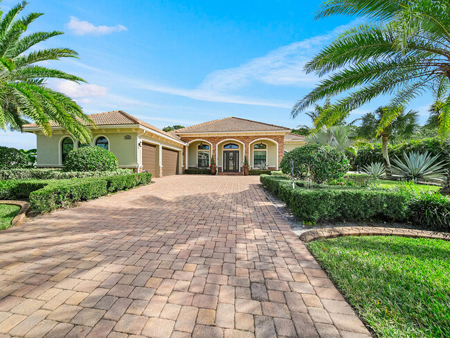 Foto del edificio - 5632 SW Pomegranate Way