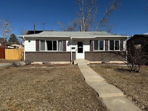 Building Photo - 3111 W 95th Ave