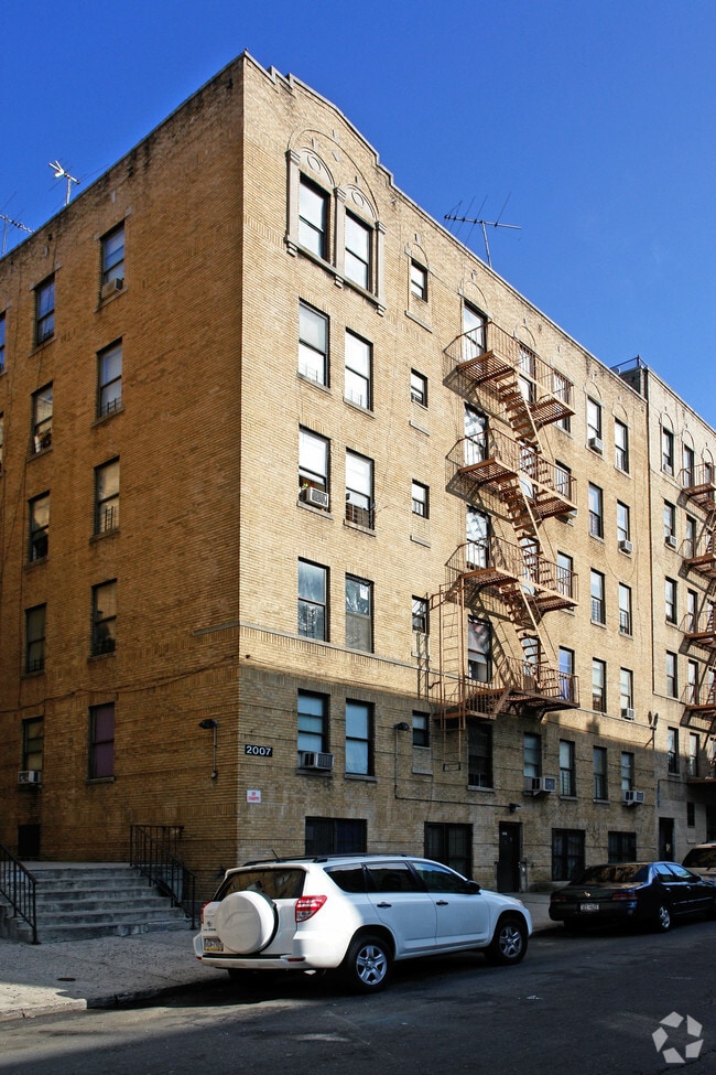 2007 Davidson Ave, Bronx, NY 10453 Apartments Bronx, NY