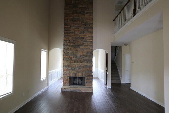 Foto del edificio - 2245 Copper Trail Ln NE