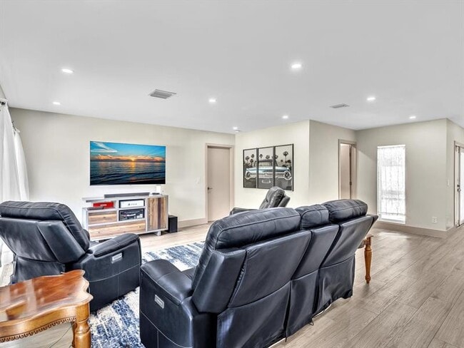 Foto del edificio - 9960 NW 23rd St