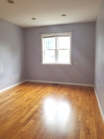 Building Photo - 258 Longstreet Ave