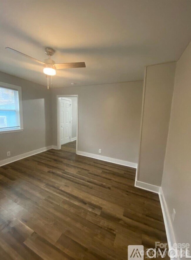 Foto del edificio - 3128-3130 Ridge Ave