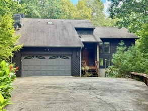 Building Photo - 67 Cliffview Dr