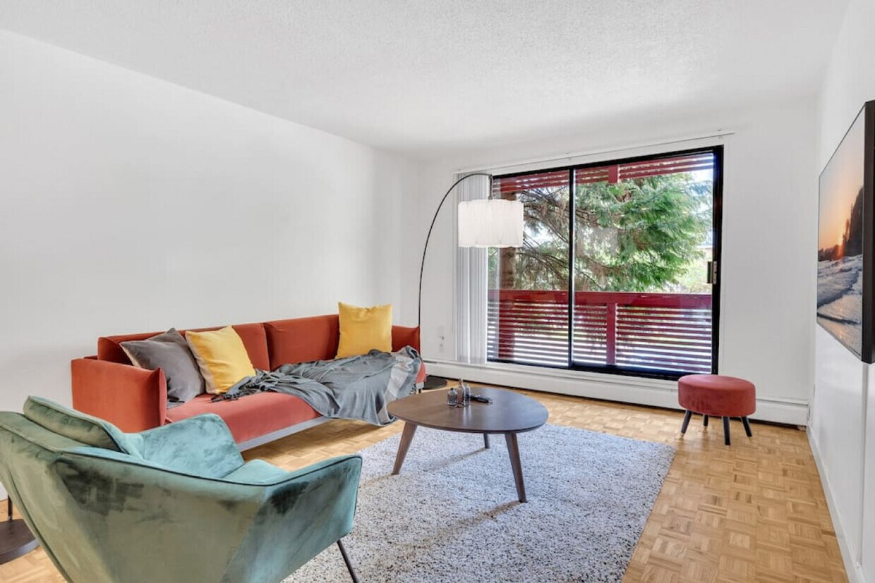 Photo principale - 1190 W 10th Ave