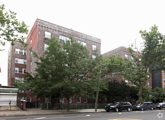 Building Photo - 224 Highland Blvd
