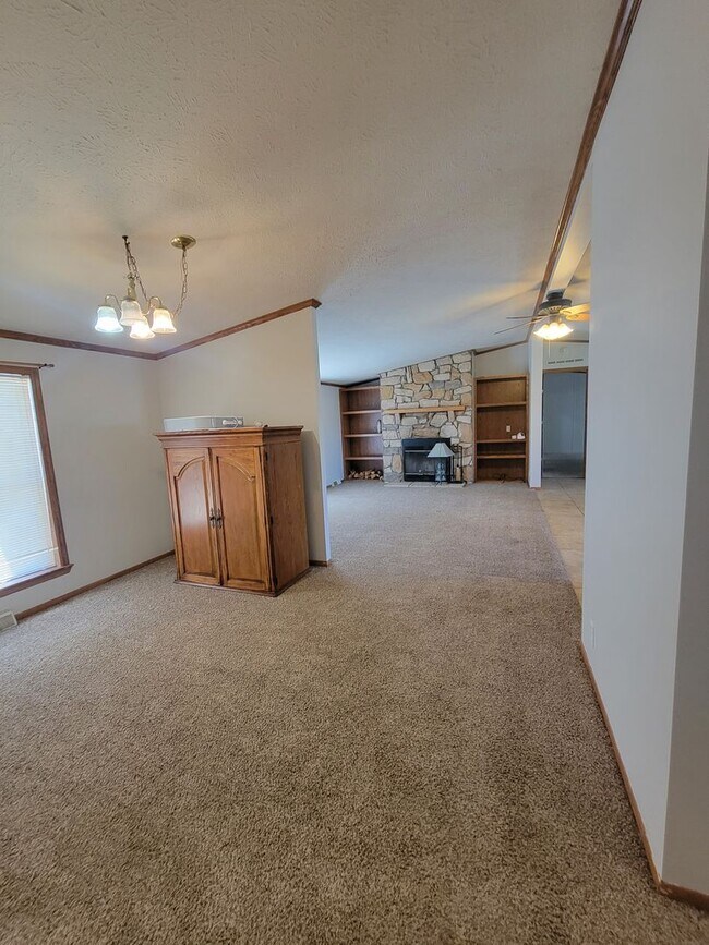 Foto del edificio - Large 3 bedroom in Oakwood