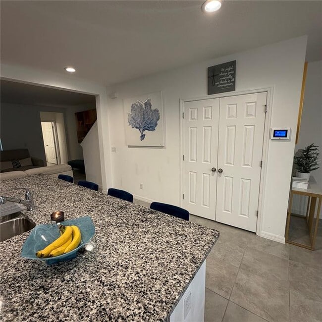 Foto del edificio - 214 Annabelle Way