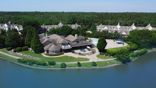 Building Photo - 324 Walden Ct