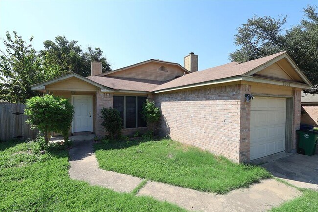 Foto del edificio - 6714 Windrift Way