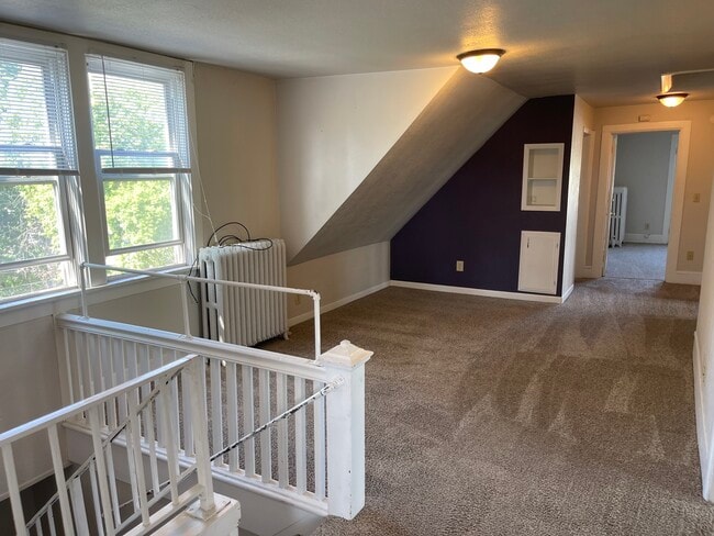 Building Photo - 808 Elmwood Ave