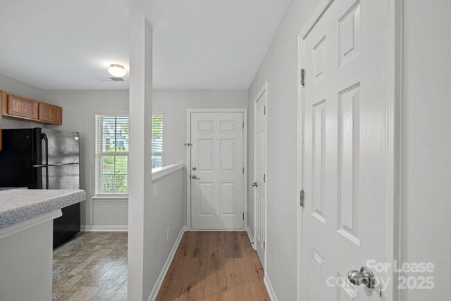 Building Photo - 147 Limerick Rd