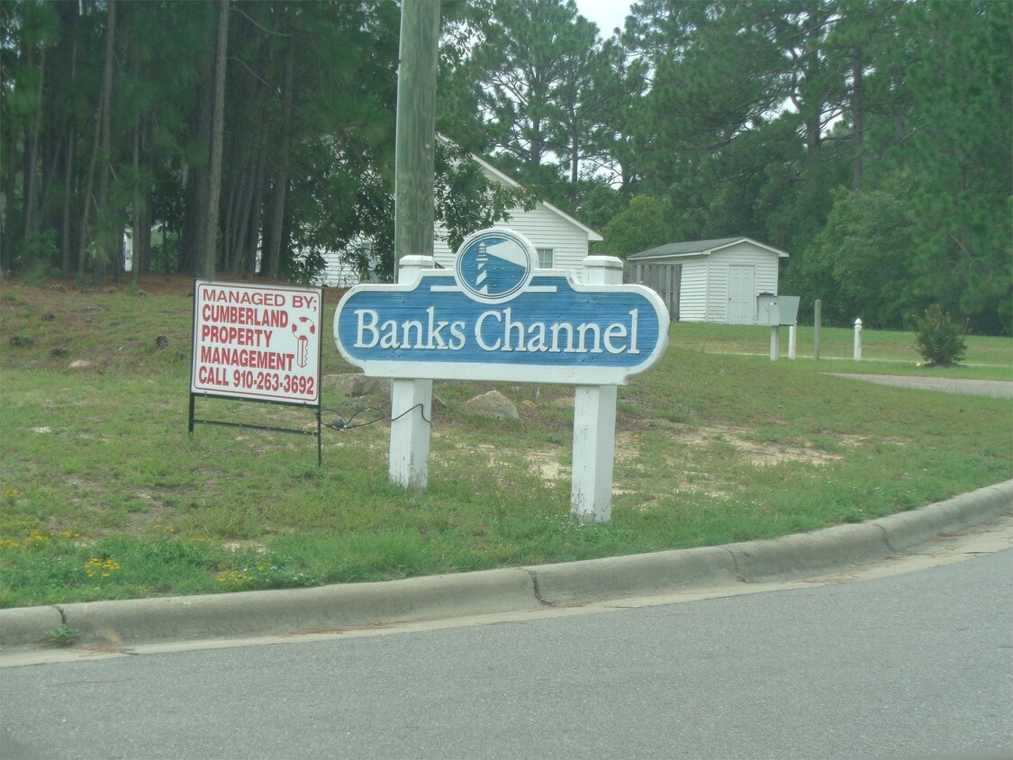 4750 Banks Ct Unit 4750, Hope Mills, NC 28348 Apartment for Rent in