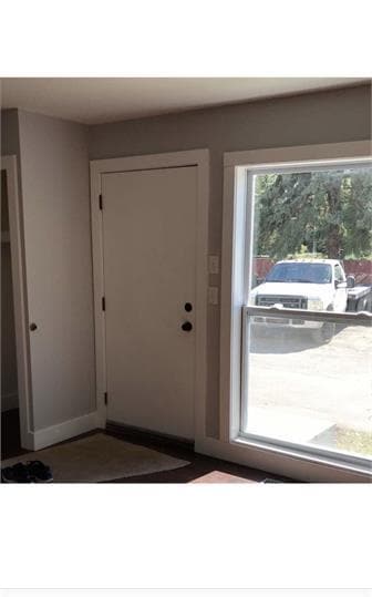 Building Photo - 38444 Meadowdale St