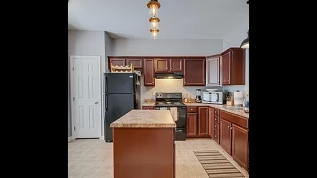 kitchen - 51 Heritage Oak Way