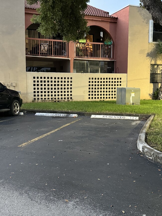 Assigned Parking - 10229 NW 9th Street Cir