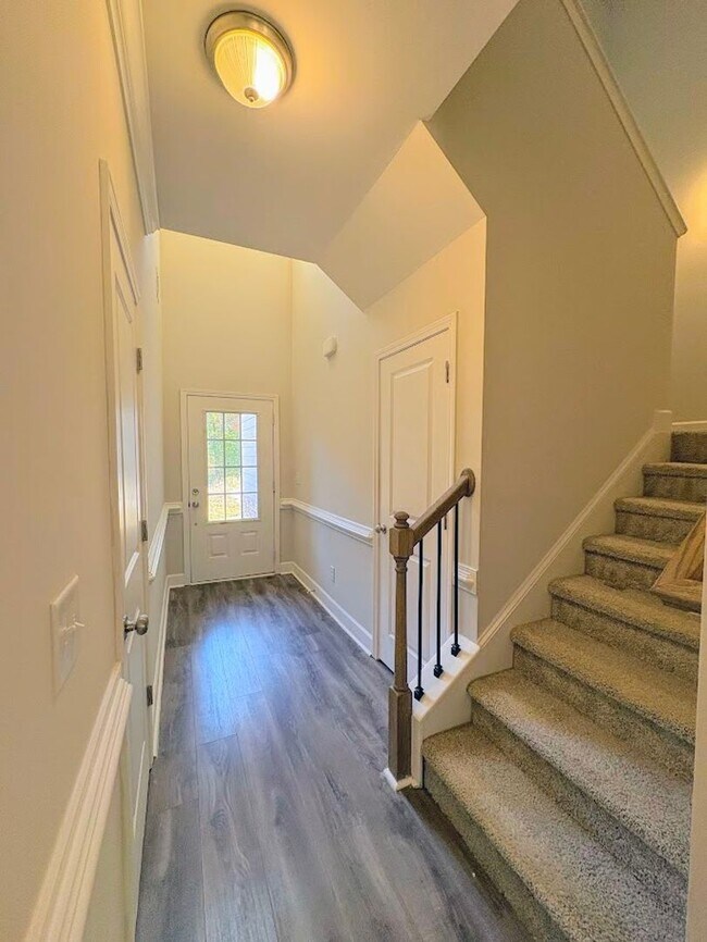 Foto del edificio - AVAILABLE NOW | Beautiful 4 bedroom 2.5 bathroom Home for Lease