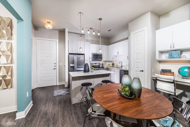 Foto del edificio - 1 br, 1 bath Condo - 214 E Travis St
