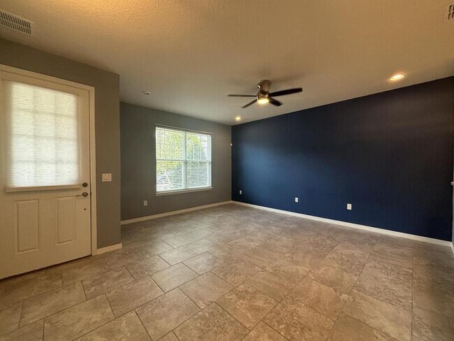 Building Photo - 7950 De Haven St