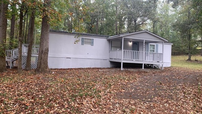 Building Photo - 165 Chapel Hill Cir