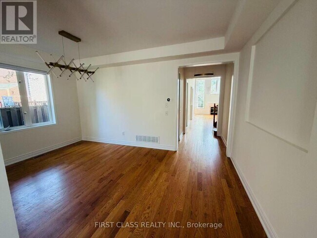 Building Photo - 39 Emery Hill Blvd