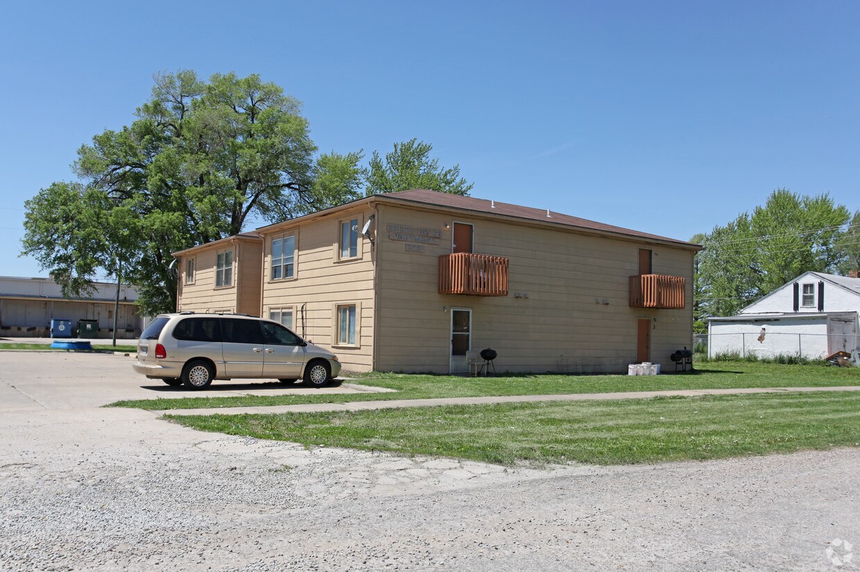 Primary Photo - 2031 NW Logan St