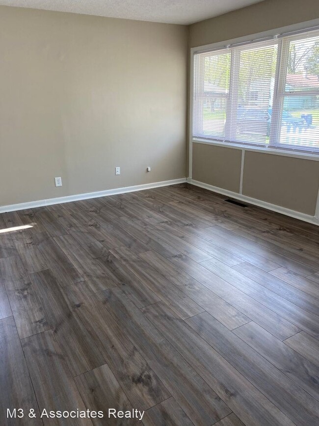 Building Photo - 2 br, 1 bath House - 2282 Century Dr