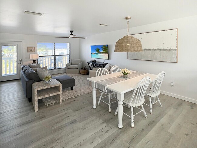 Foto del edificio - 145 Cain Rd