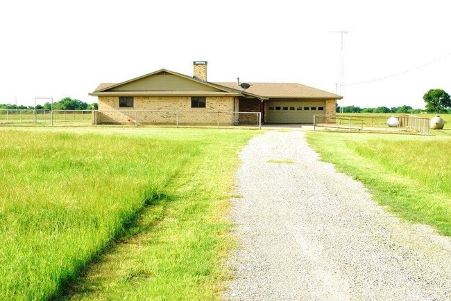 Building Photo - 18475 FM981