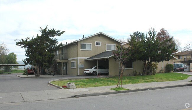 Building Photo - 7510 Rogers Ln