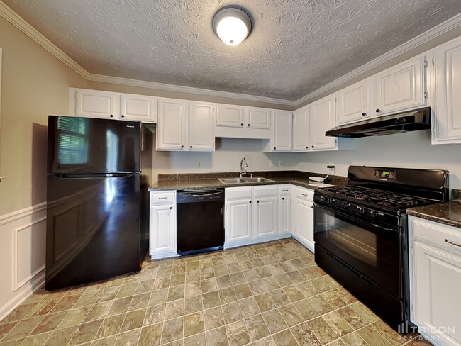 Building Photo - 360 Christian Woods Dr