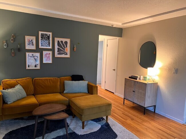 Foto del edificio - 9812 SE Reedway St