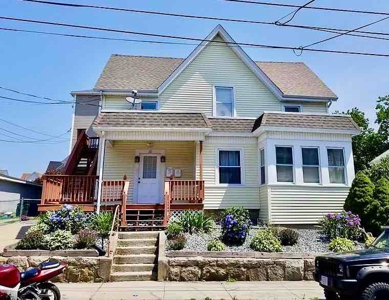 Primary Photo - 22 Bardsley St