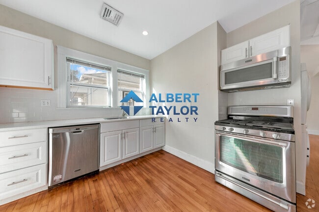 Building Photo - 301 Alewife Brook Pky
