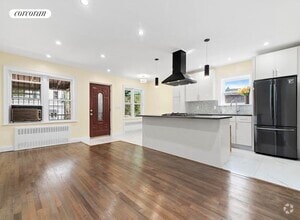 Building Photo - 678 Midwood St