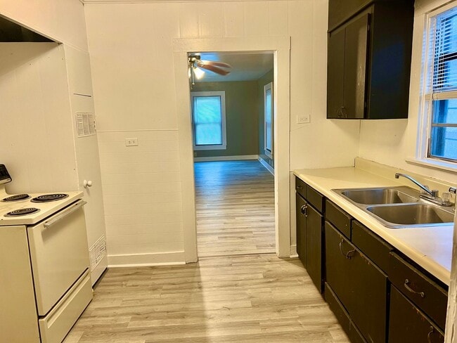 Foto del edificio - Bossier City - 3 bed 1 Bath