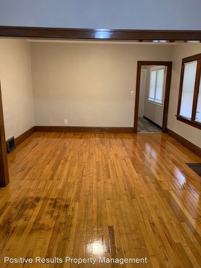 Building Photo - 2 br, 1 bath House - 1526 10th St