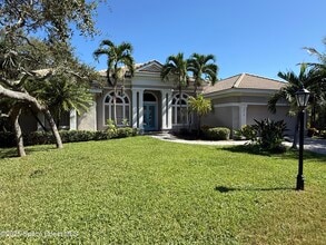 Building Photo - 416 Southampton Dr
