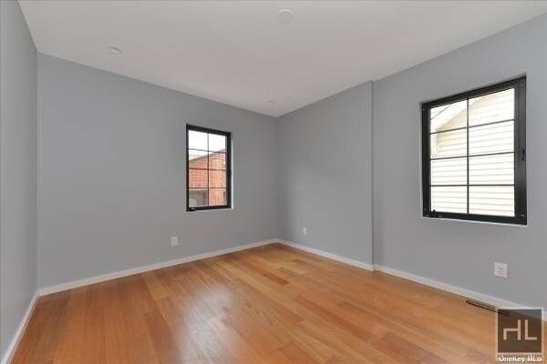 Foto del edificio - PEMBROKE AVENUE